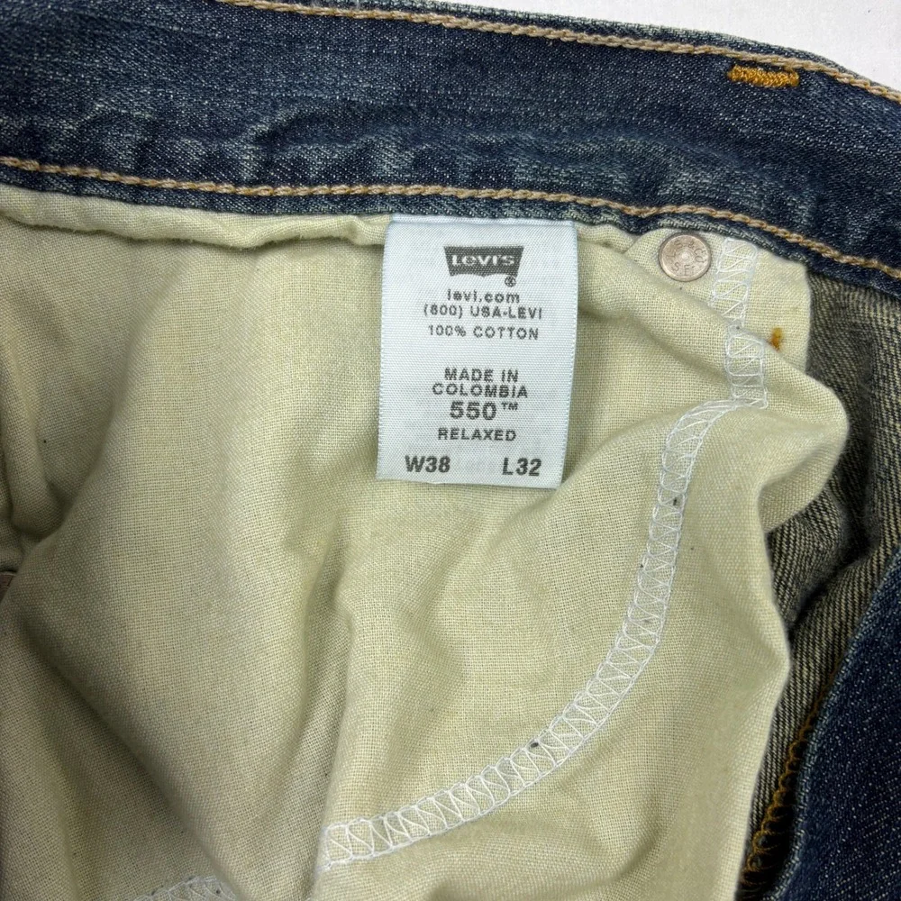 Levis 550 Relaxed Fit Jeans Mens 38x32 Dark Wash Blue Denim 100% Cotton N4